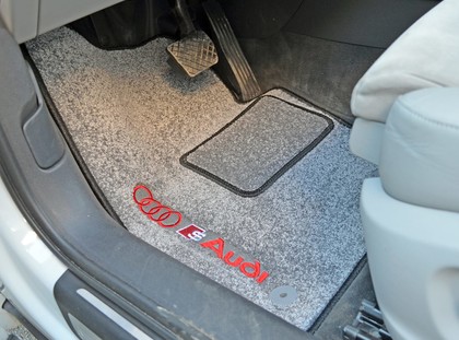 Ворсовые коврики на Audi Q3 (8U) 2011 - 2019 в Иркутске