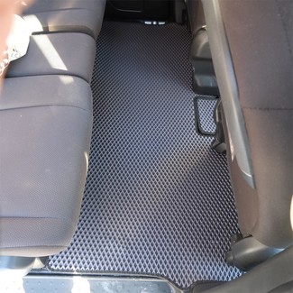 Коврики на Nissan Serena (C27) 2016 - 2022 в Иркутске