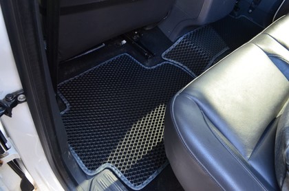 Коврики на Volkswagen Amarok 2011 - 2025 в Иркутске